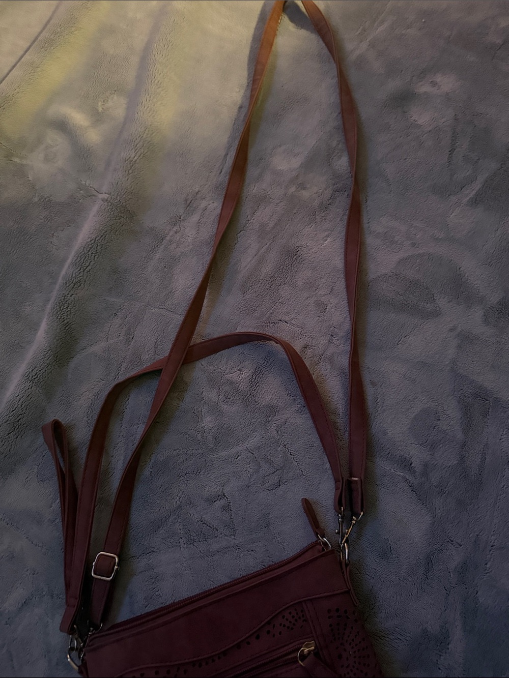 Stone Mountain Crossbody Bag - Picture 3 of 5